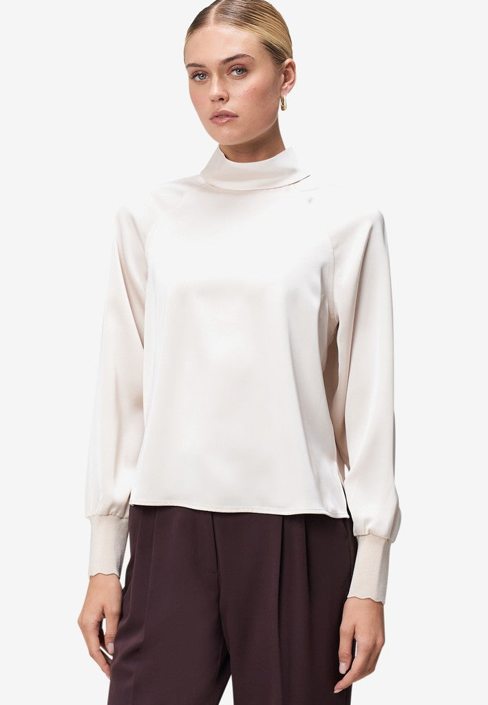 zero Bluse | color: French Oak | fc: 690aa5f9f07df229de8b2bb8