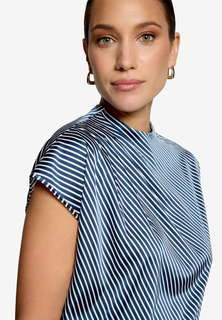 Bluse Kurz 1/2 Arm | color: Blau