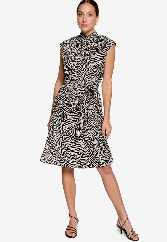 Kleid Kurz ohne Arm | color: Schwarz